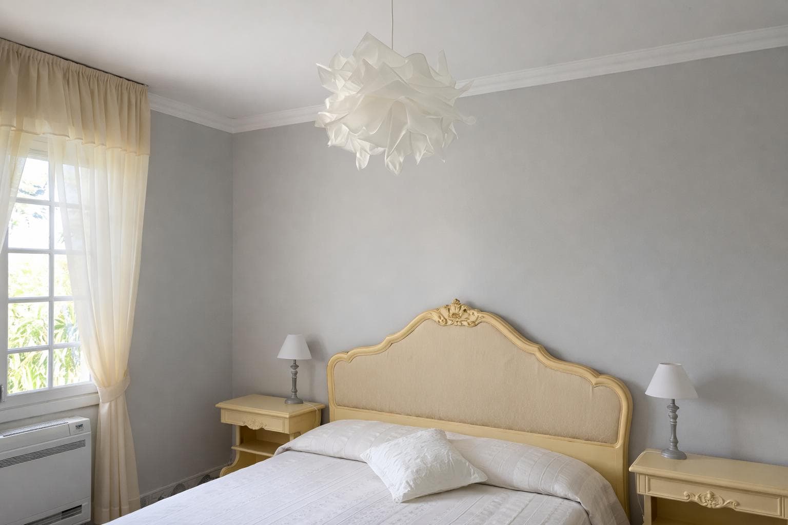 Refined Room for Guests