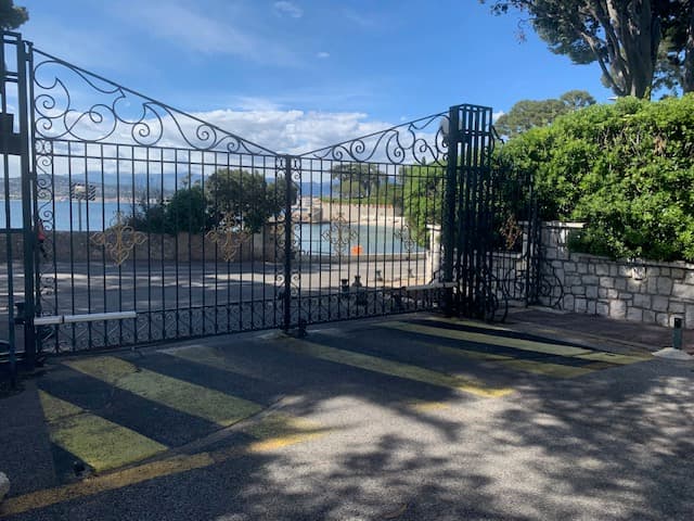 Scenic gate overlooking the sea